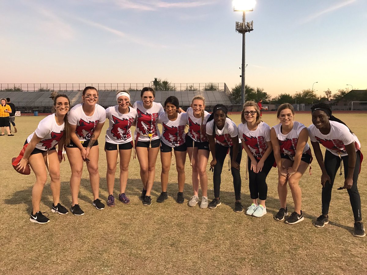 AdamWolfeEdD's tweet photo. @cehsstuco hosting Buff Puff. Great (WISH) week of service & charity. Thx Garrigan for all you do as advisor as well! @CeHSAZ #coyotepride https://t.co/d7rYiU2TO5
