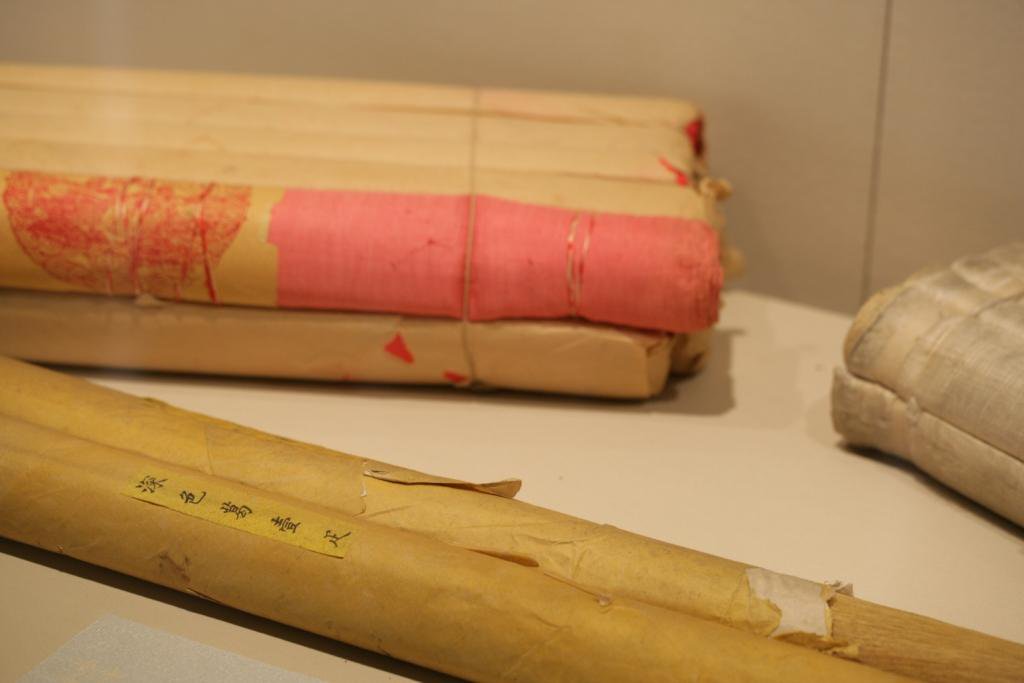 abc_cultura's tweet photo. Hallan 55.000 nuevas reliquias ocultas en el interior del Museo de la Ciudad Prohibida https://t.co/h6lRTortou https://t.co/8e6rVnH47G