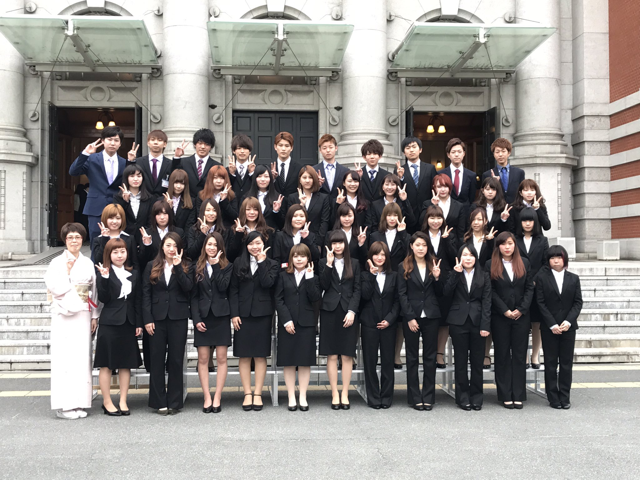 大阪心斎橋 ヴェールルージュ美容専門学校 平成29年度入学式 無事雨も降らず入学式が終わりました 皆さん遅刻せず参加してくれ これからが楽しみです また10日から頑張りましょー 1 1 1 のみなさんです 入学式 ヴェール 大阪心斎橋 ヴェールルージュ美容専門学校 平成29年度入学式 無事雨も降らず入学式が終わりました 皆さん遅刻せず参加してくれ これからが楽しみです また10日から頑張りましょー 1 1 1 のみなさんです 入学式 ヴェール