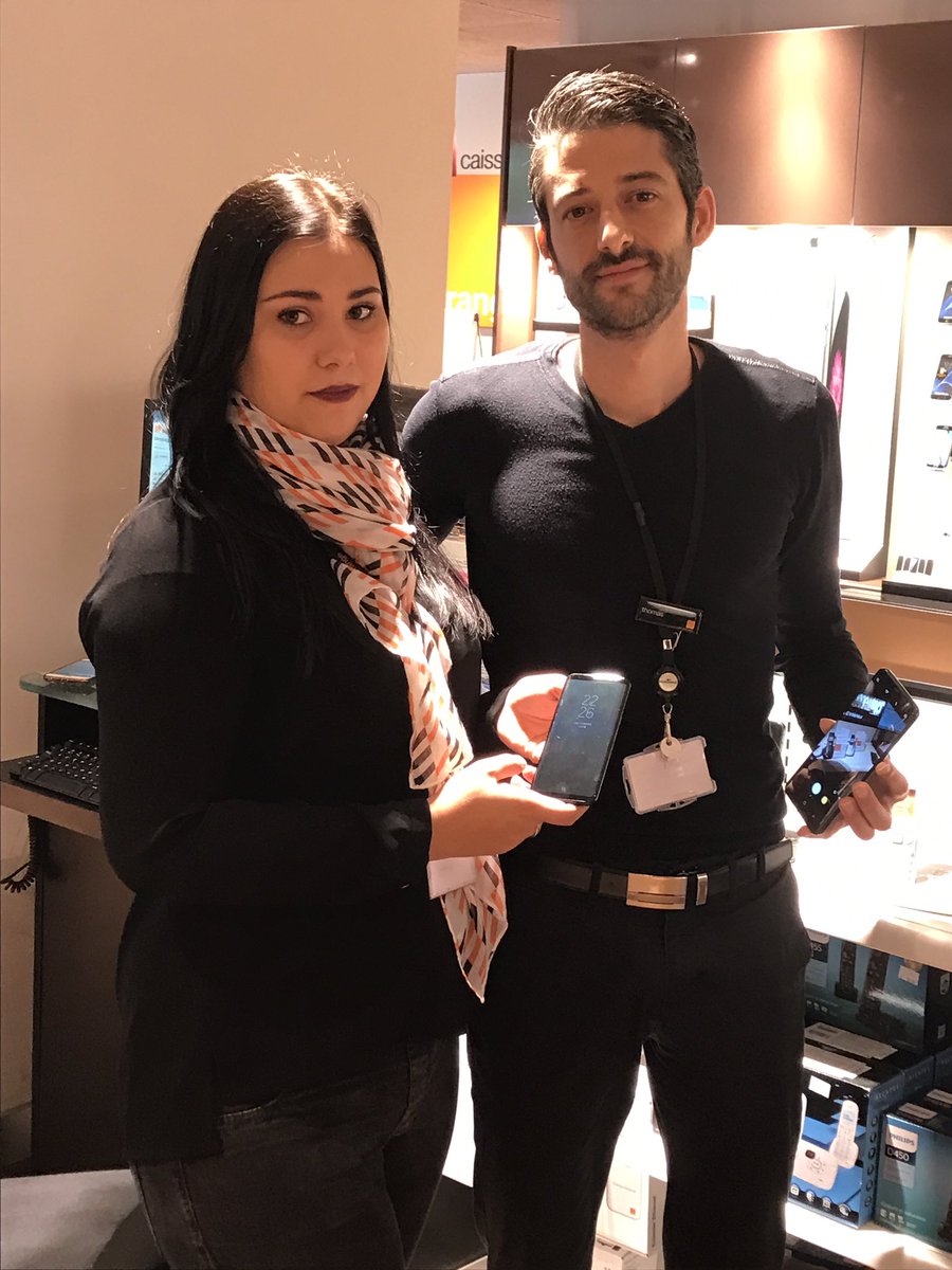 stefrizo2111's tweet photo. Présentation s8 merci yohan 😉😉@stephcesaroni @jenni_achilli @pairone1 @vpinsan @laeti_magenta @MinaMaaref https://t.co/WrSPkRvDA2