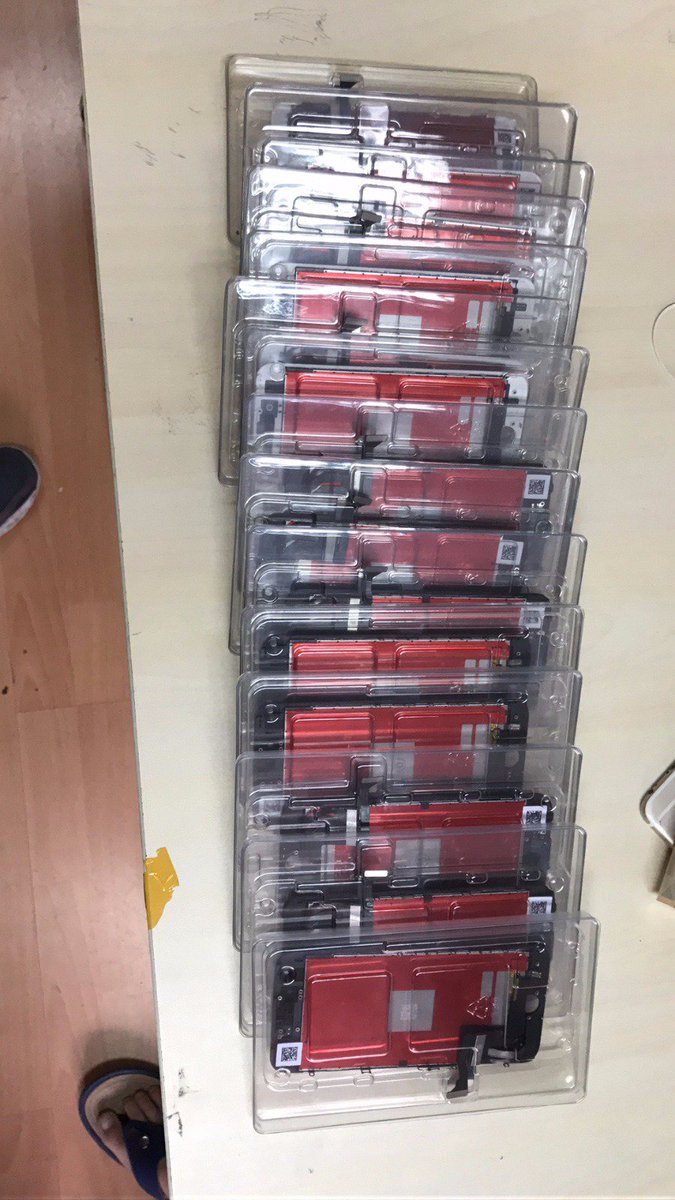 LCD_TouchScreen's tweet image. LCD for iPhone 7 ,now can be shipped, who else need, please let me know