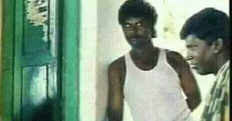 tharumaruarul's tweet photo. சமூக வலைதளத்தில் ஏற்பட்ட கருத்து வேறுபாட்டினால் ஒருவர் வெட்டிக்கொலை

#தட் நாம எந்த கருத்தும் சொல்றதில்ல யார் வம்பு தும்புக்கும் போறதில்ல😂😂 https://t.co/Wx8HpWBJgi