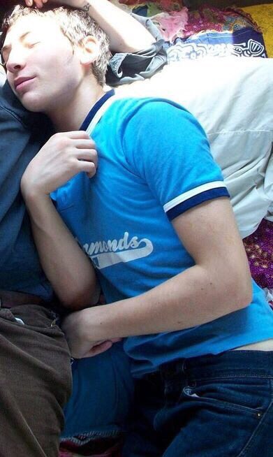 เด็กน้อยเอซราช่างน่าขยี้... เอ๊ย น่ารักๆ น่ารักค่ะน่ารักกก 😸😸😸😸😸😸