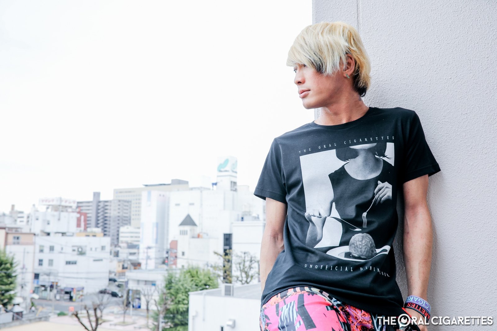 THE ORAL CIGARETTES パラデジャ Tシャツ ホワイトL 品質一番の ORAL THE CIGARETTES ホワイトL Tシャツ パラデジャ