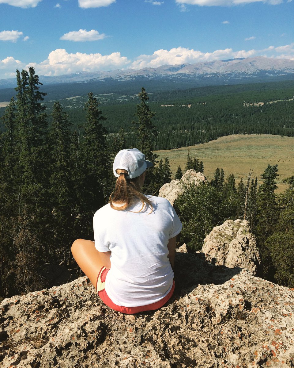 BarnardEDU's tweet photo. What are they looking at? The scenery #tdc1907 @ds106dc https://t.co/XELjPRYMJN