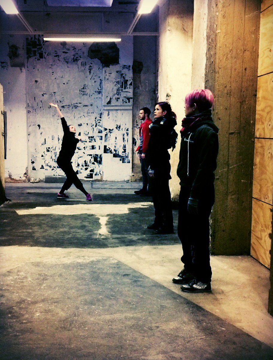 Huhtikuussa 22.4 ensi-iltansa saava Carl Kniffin teos You Are The Measure Porin Puuvillan generaattori galleriassa. Tunnelmia harjoituksista