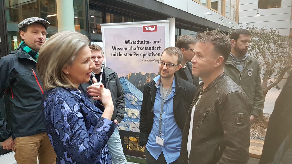 myLike_app's tweet photo. Meeting with Tyrolean Minister of Economic Affairs Patrizia Zoller-Frischauf #inTirol #goTirol @StandortTirol @WhatAVenture https://t.co/CkCvVWEqHh