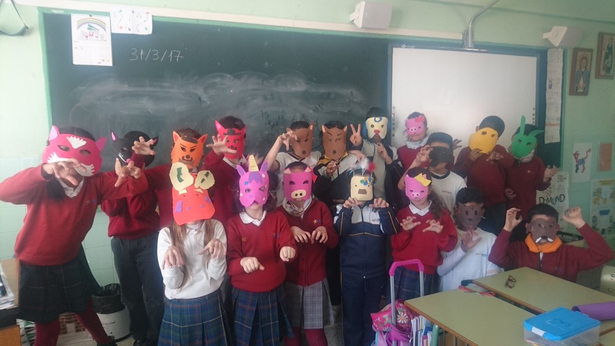 sallesanrafael's tweet photo. Dentro del proyecto de la granja, los alumnos de 3º y 4º de primaria se han hecho máscaras de animales. Who am I? #projectsarefun https://t.co/ep5IkNb0VJ