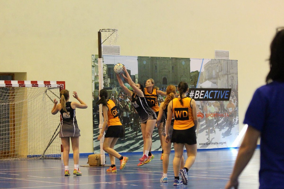 NetballMalta's tweet photo. #Silverbacks #thenewagehairshop1866 #MaltaNetball #Vs NRG #Throwback #LastFriday #Feast https://t.co/t9ZZgghtyi