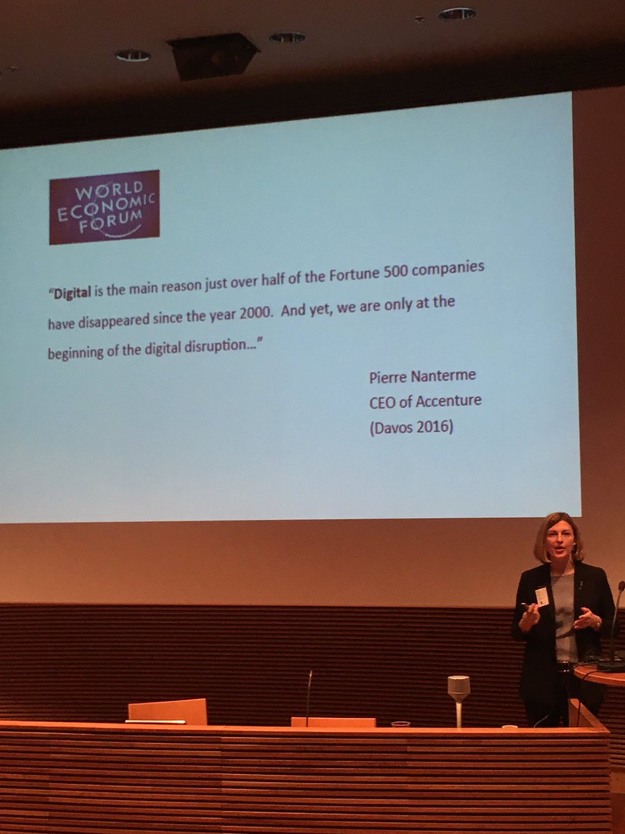 readpeak_'s tweet photo. #digitalization threat or opportunity? #SCALED17 @NiemiLudmila https://t.co/ciCRf5x0r4
