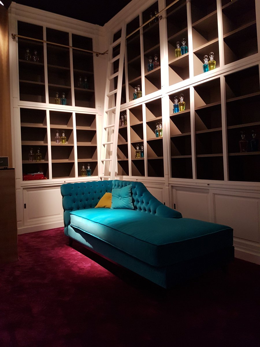 chrishenton's tweet photo. Relax, take a break and read a book. Divan and bookcase by #laebanisteria at #isaloni2017 https://t.co/hEGkf5LPO0