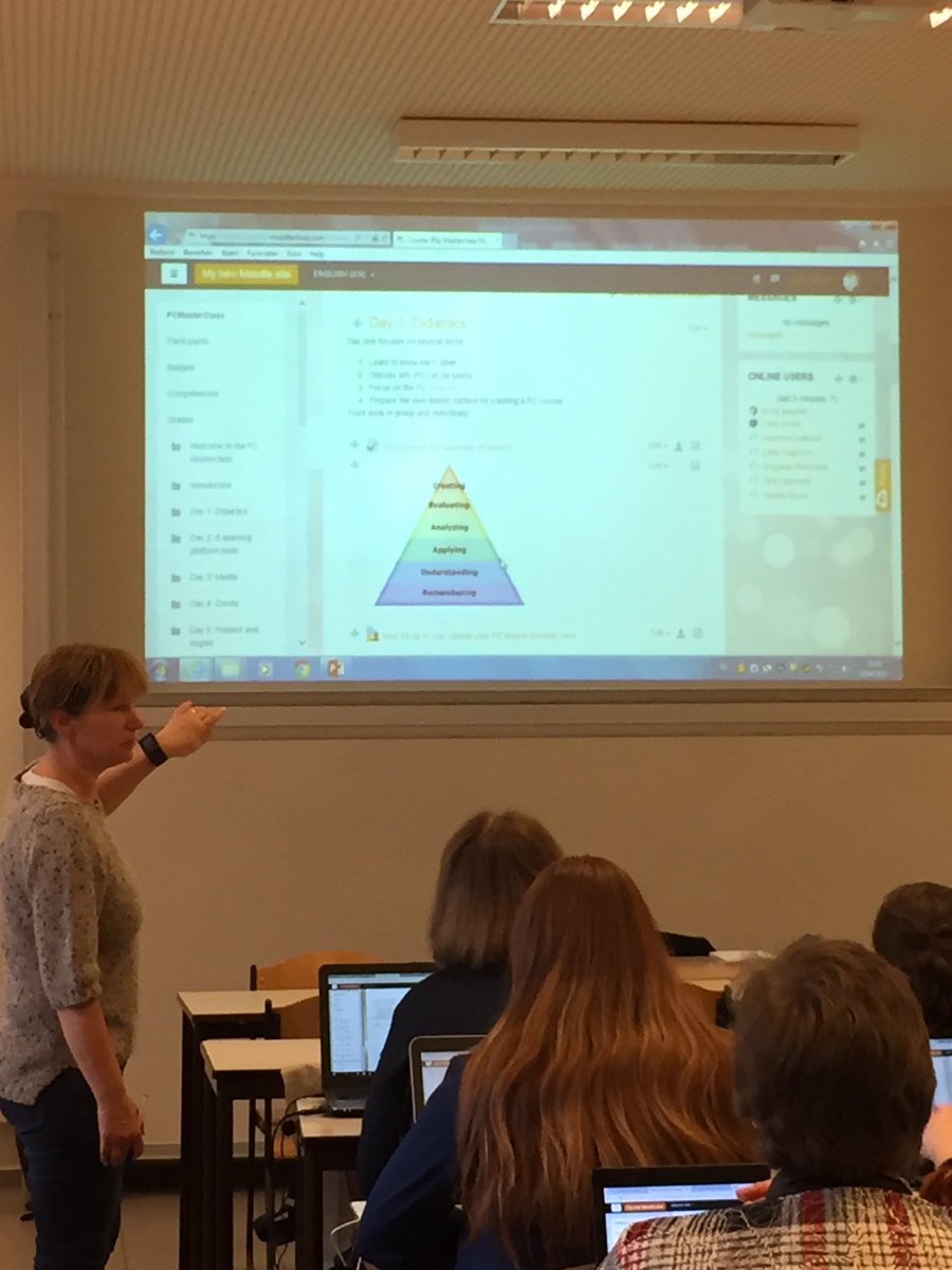 ConsorzioUnipa's tweet photo. #iFLIP The training course is going on in Ghent, Belgium! Enjoy the lesson teachers! #flippedclass @EUErasmusPlus @ArteveldehsGent https://t.co/d8U72M0zPE