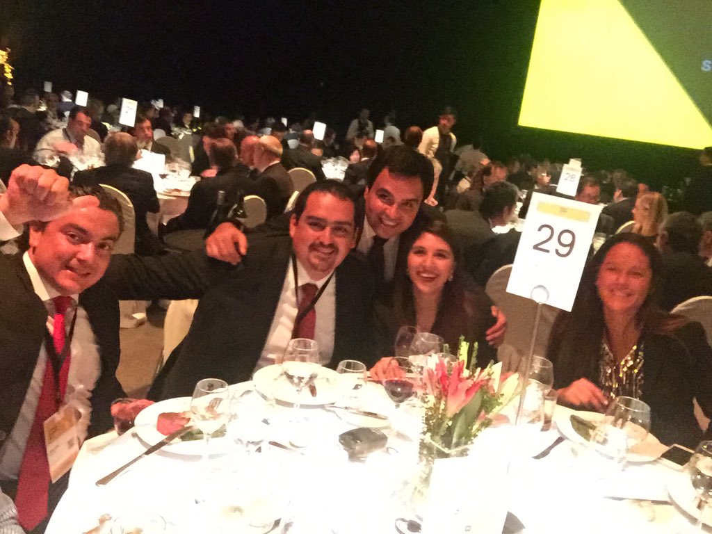 ChavezCrooker's tweet photo. Great tech team with @JHCastilloA #altaley #cescodinner2017 @programaaltaley https://t.co/Wtw3do9kby
