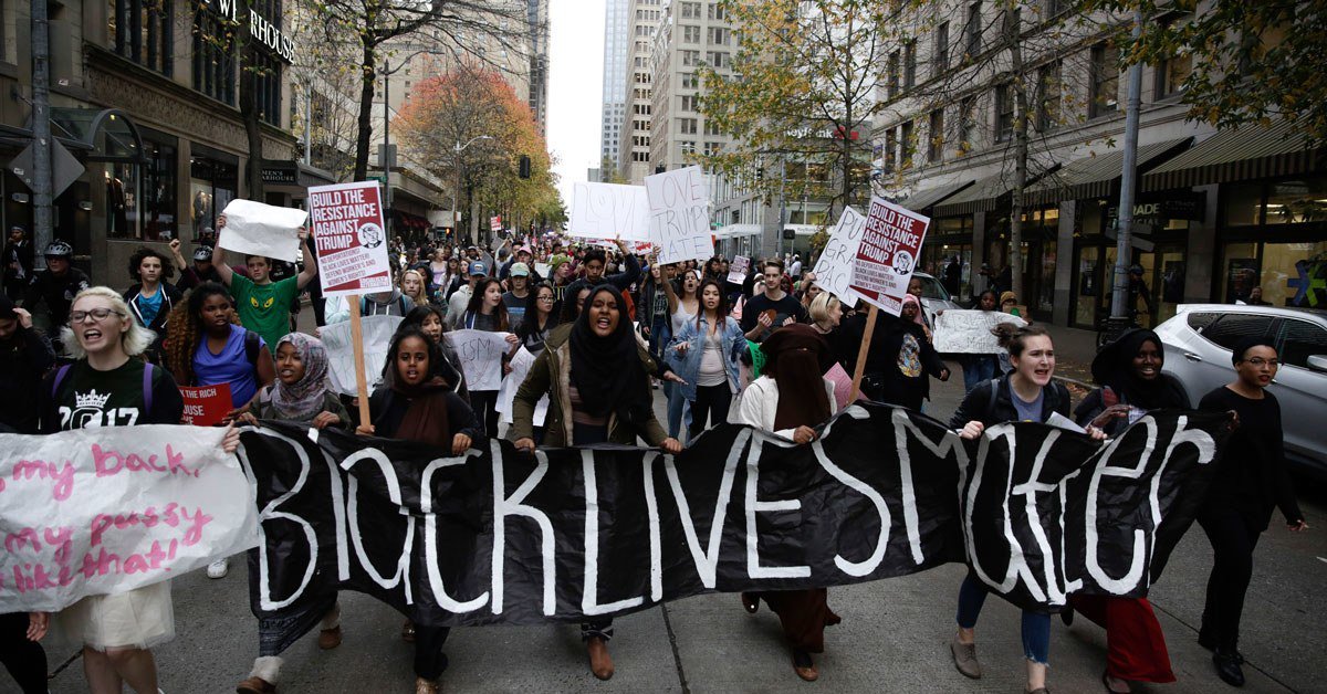 SamCollinsHeart's tweet image. The Police Were Reportedly Spying on Black Lives Matter Members' Group Texts
crwd.fr/2oEpWWf