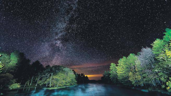 CH Advertising tweet media