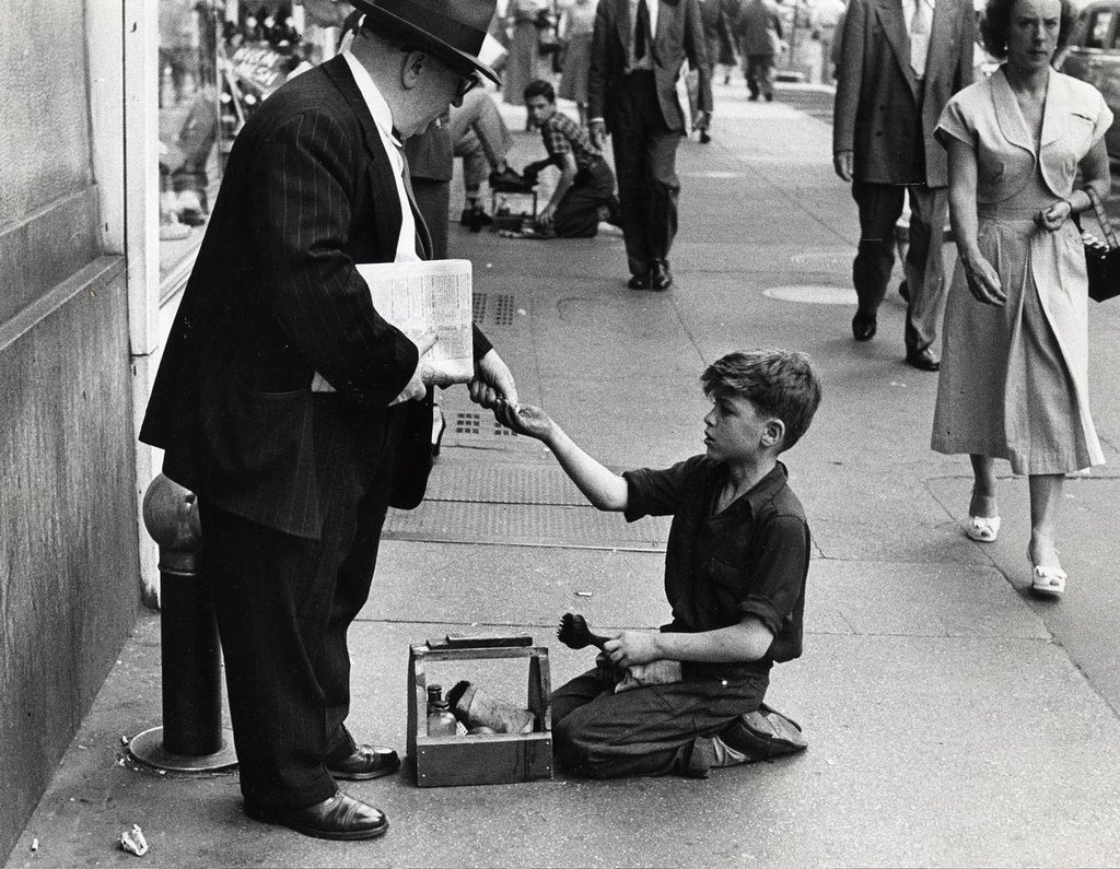 NEPAShoeShine's tweet photo. #TBT to 1948: A shoe shine boy getting paid for a job well done. Come and see Vince for your shine today! #nepashoeshine #getyourshineon https://t.co/L64QXjjyp7