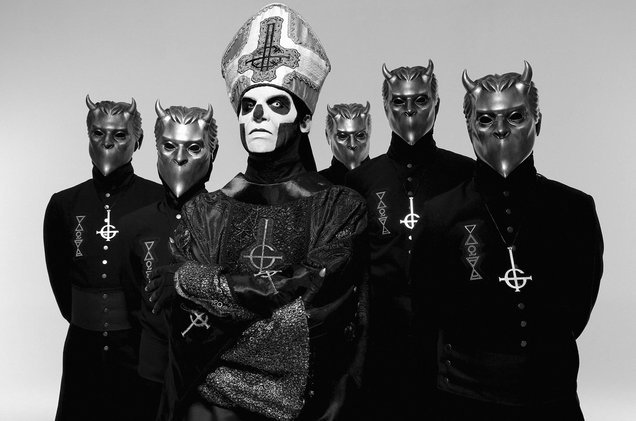 Four Former Members of Ghost Reveal Identities, Speak Out About Lawsuit Against Tobias… metalsucks.net/2017/04/06/fou…