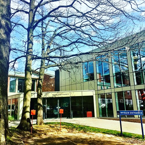 oaklandscollege's tweet image. We're loving the sunshine over at #WGC today - students may be off but visitors are  enjoying @WelHatCouncil #WHMB Expo! #venue #herts