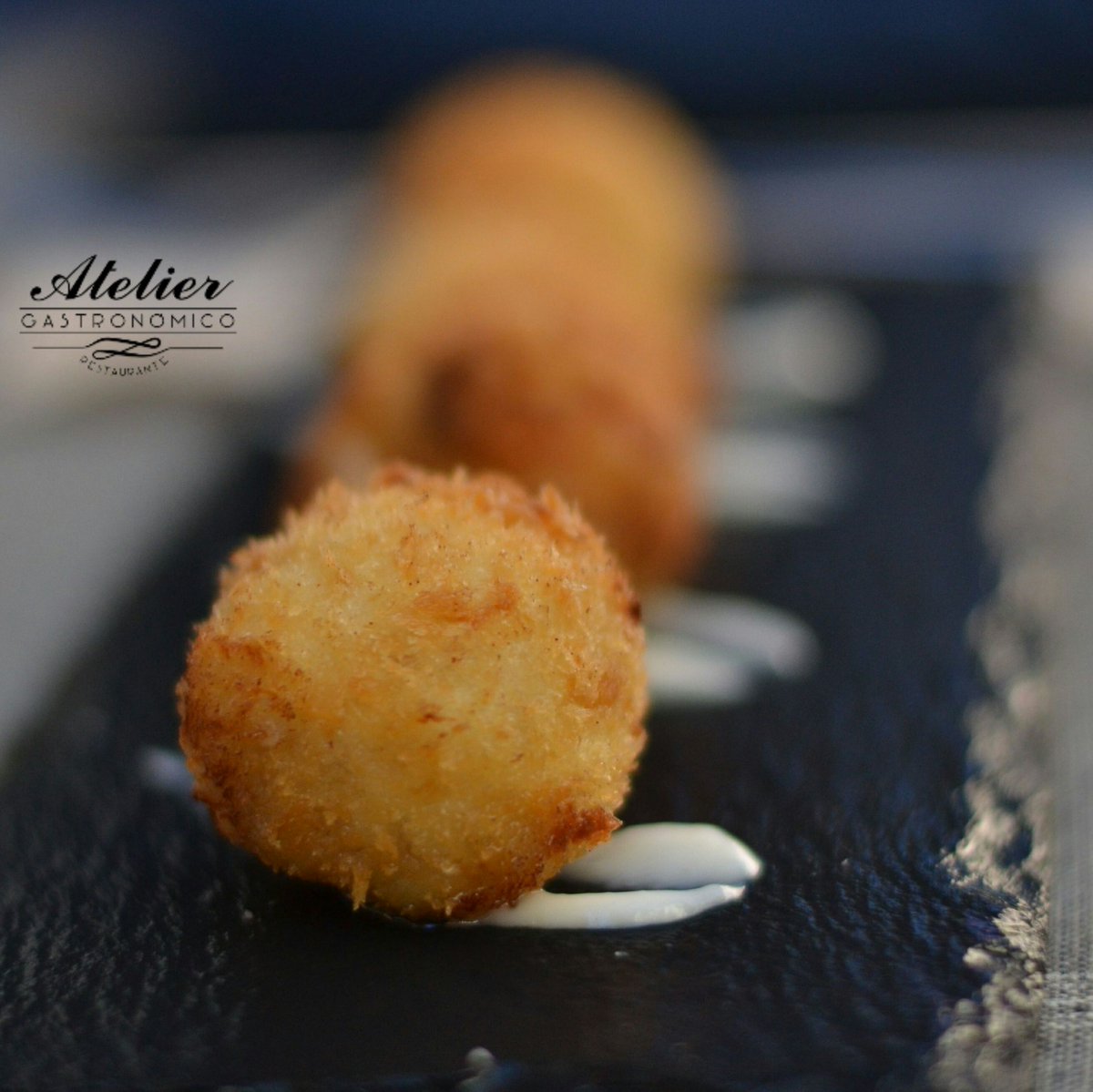 atelierGastro's tweet photo. #BuenosDias ¿te gustan las #croquetas? Pues prueba las nuestras... #MenuDelDia #restaurante #valencia #Ciscar52 #cuinaoberta https://t.co/Q3vMuA5oED