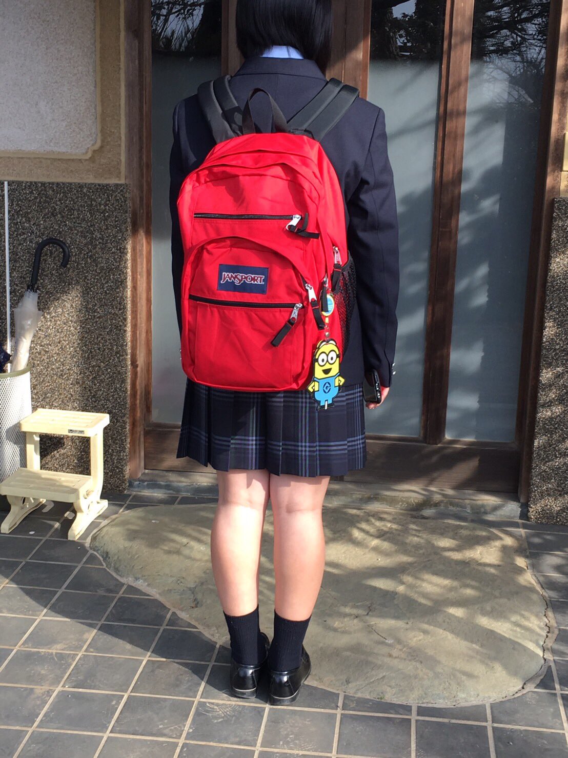 توییتر ゆ در توییتر あんなに小さかった妹がとうとう高校生かー 姉ちゃんが買ったリュックとパスケース付けてて可愛いとこもあるじゃん 笑 部活頑張ってね T Co Mf9y2pilbn