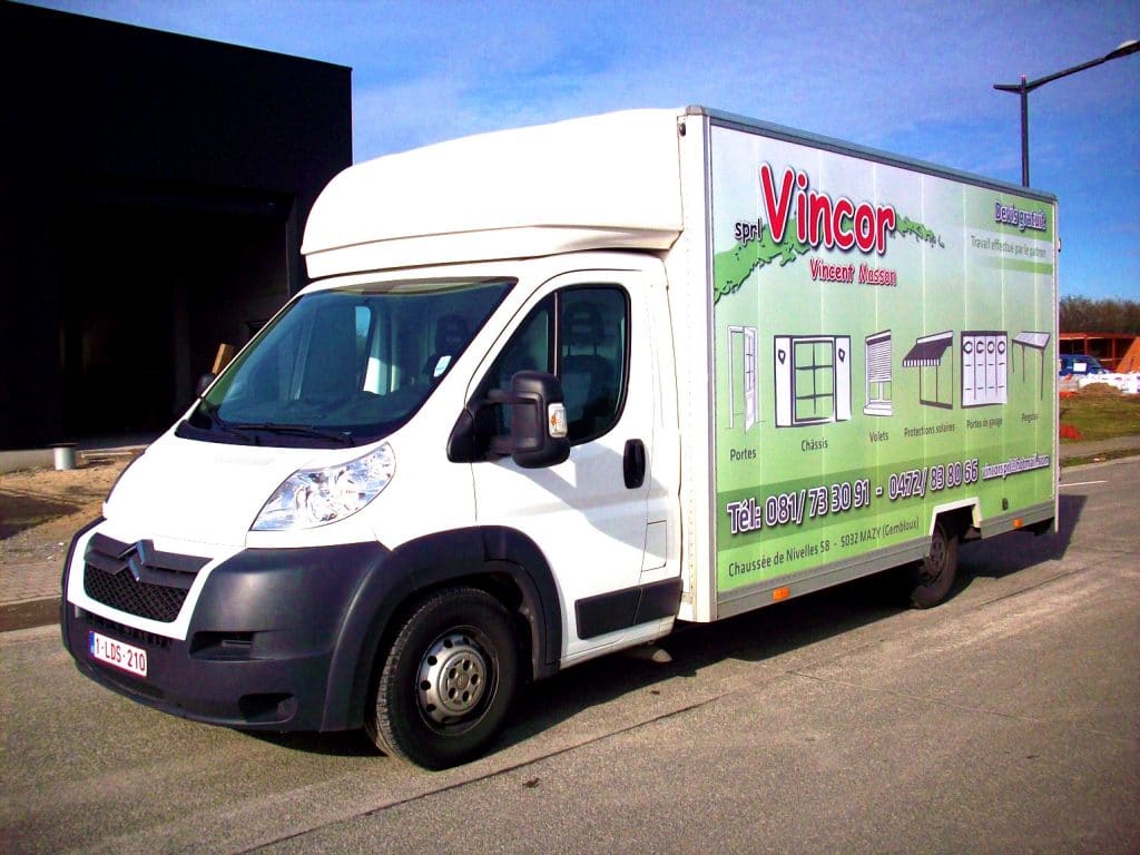 imapros's tweet image. L'enseigne du jour: Lettrage camion Vincor - imapros.be/lettrage-camio…