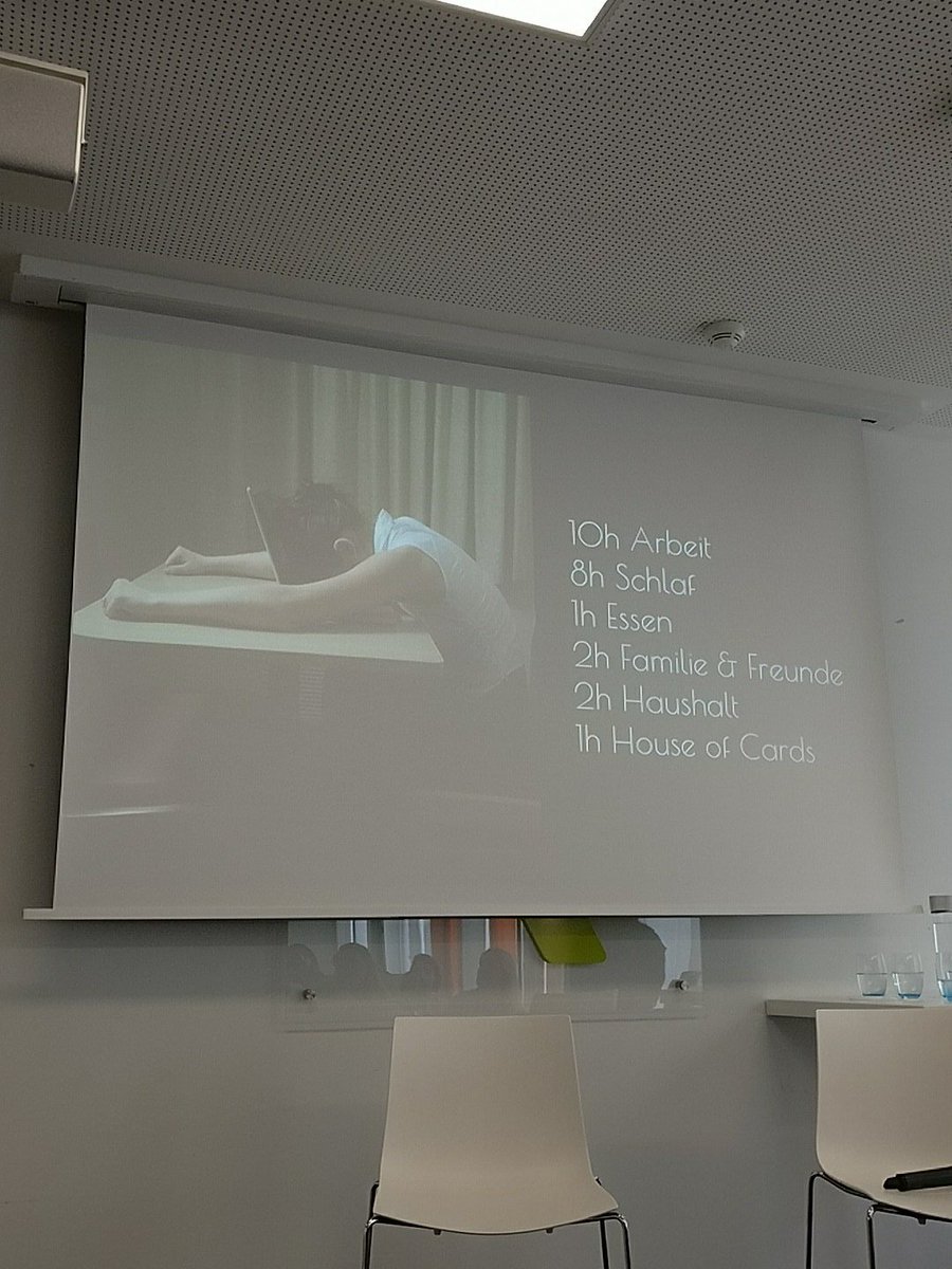 Women_Digital's tweet photo. #widixing @FixSarah @GoogleDE  Manager müssen Leute um sich haben, die mehr! wissen keine Fachkräfte sondern die Rolle des Coaches einnehmen https://t.co/ESwPJPdzjA