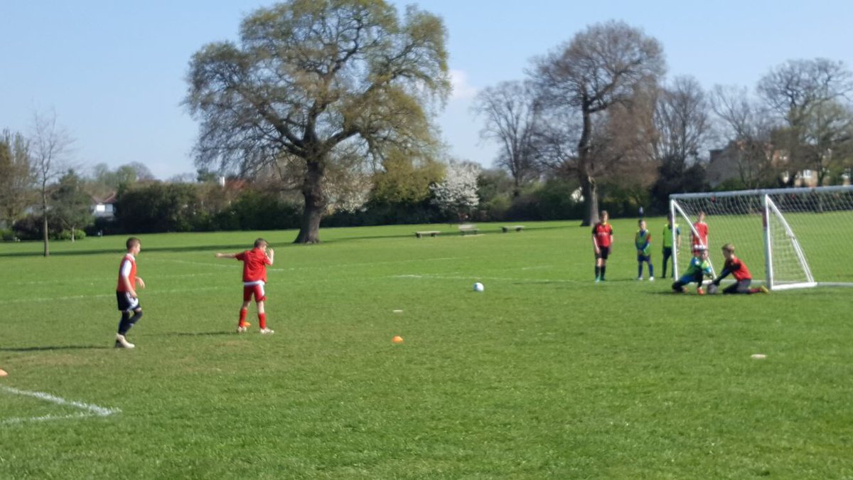 Theballschool's tweet image. Day 4 of Our Easter On the Ball Soccer School camp! Bit of early 'Clyde Killer' &amp;amp; 'Target Practice'! ⚽️⚽️⚽️