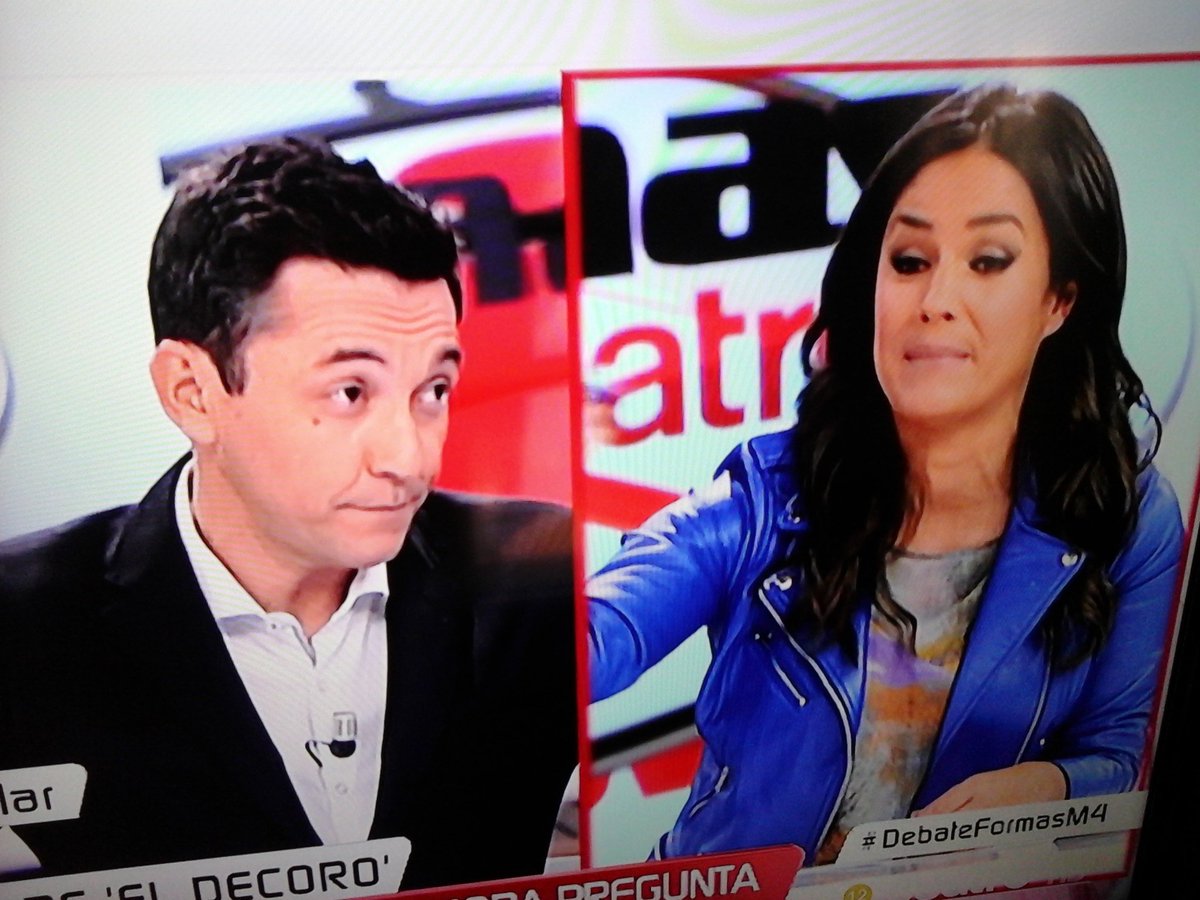 EspeGordo's tweet photo. Si Villacis no quieren ver payasos en el Congreso,otros "queremos ver como salen los ladrones d el". #DebateFormasM4 https://t.co/TNJUDAi0JL