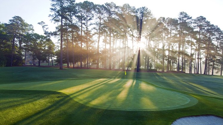 JasonSobelGolf's tweet photo. Wake up. The Masters begins this morning. https://t.co/V7bKCd4g8T
