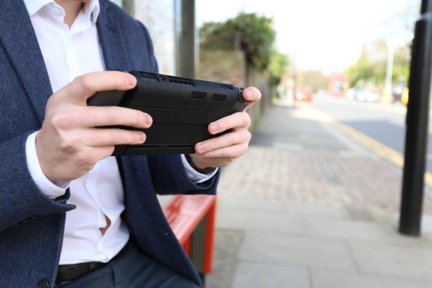 PC_Box's tweet image. ¡SwitchCharge quiere ser la carcasa para Nintendo Switch que añade 12 horas de juego en modo portátil!

vidaextra.com/hardware/switc…