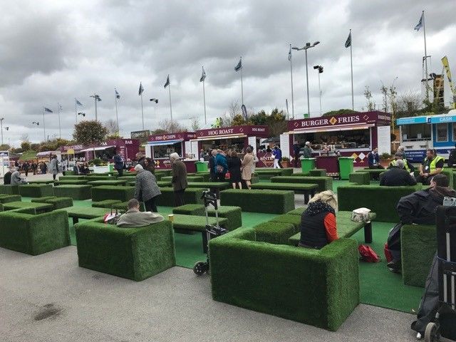 Freemans_EP's tweet photo. Looking good @AintreeRaces #FreemansEventPartners #teamconcessions #teamcatering #grandnational https://t.co/0nEQiNJcby