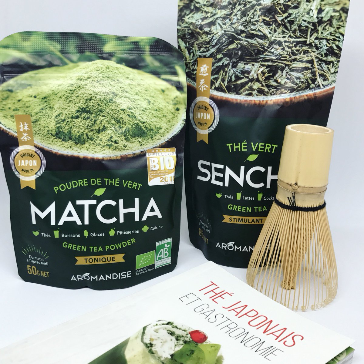 _NATURALIA's tweet image. à gagner en ce moment
#concours #LibreDe 
Thé, matcha, livre et fouet  Aromandise !