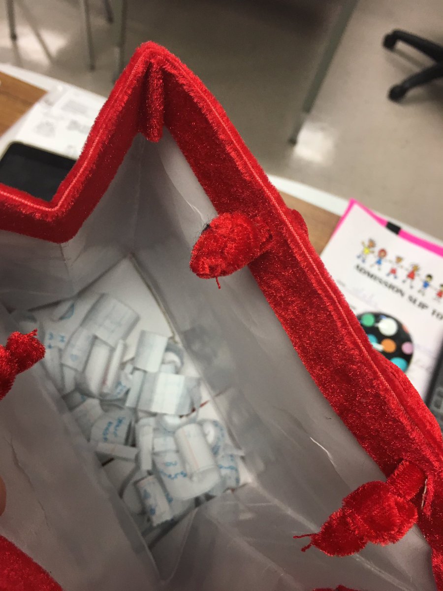 Shauna Hall tweet media