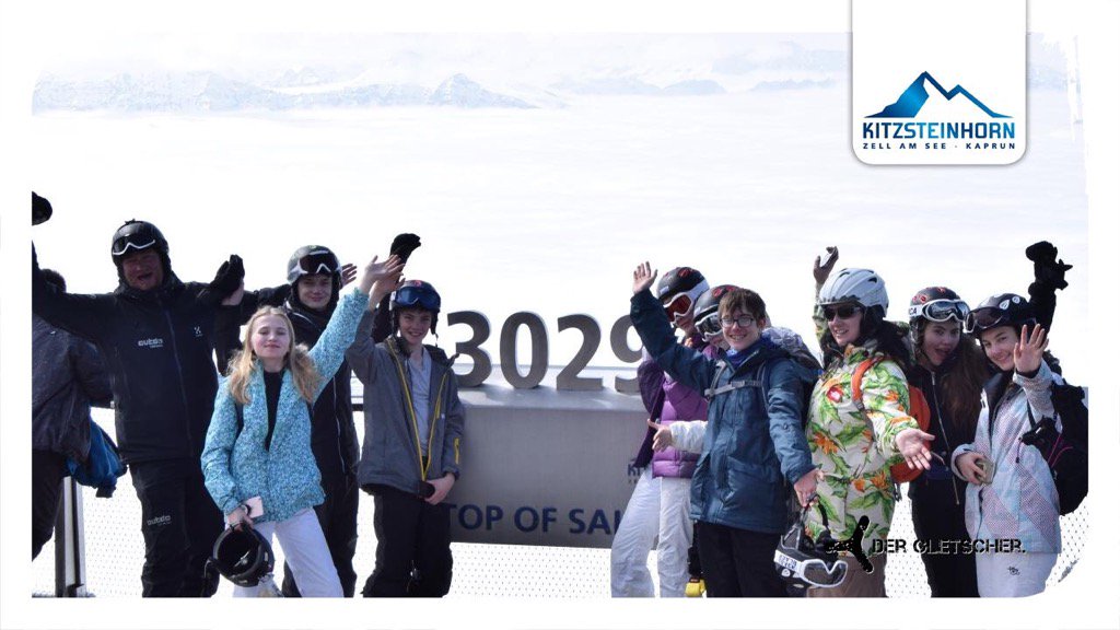 HAECSkiTrip's tweet photo. Top of Kitzsteinhorn https://t.co/NaslcVXFqH