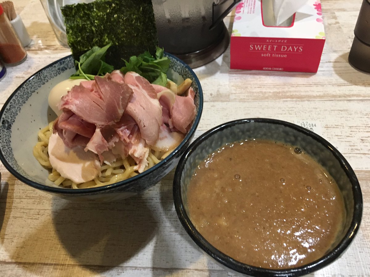 toshinkun's tweet photo. 四つ葉の特製つけそば！スマステ前に https://t.co/wKYJfMtXp2