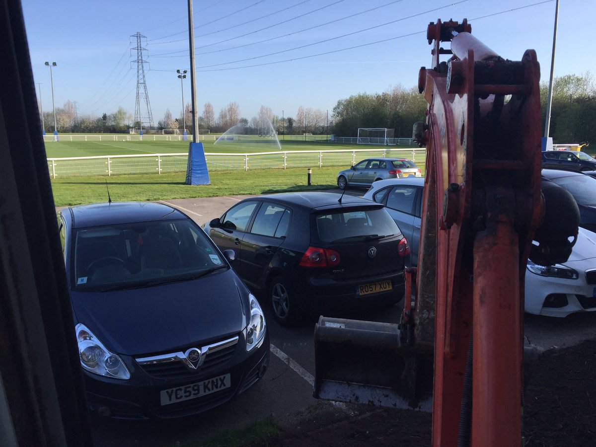 cc_golfscapes's tweet photo. Vegetation clearance at Thorp Arch, LUFC prepping area for Alan @aspectturf to transform area #turfing #instantgreen https://t.co/lstSgyQGKe