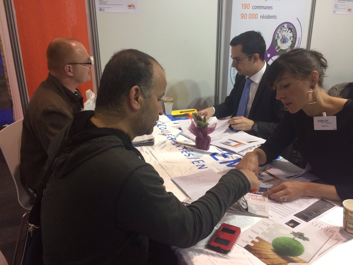 habitat_76's tweet photo. Nos conseillers vous présentent nos métiers #EmploiEnSeine #rouen @Souchal_P https://t.co/3qLJxJ8u0j