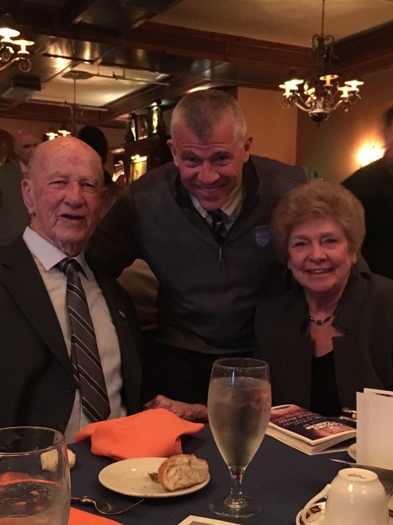gina_buggy's tweet photo. Our fav legend honored by coachesvscancer!#coachDoc! https://t.co/Un5RLeDlu5