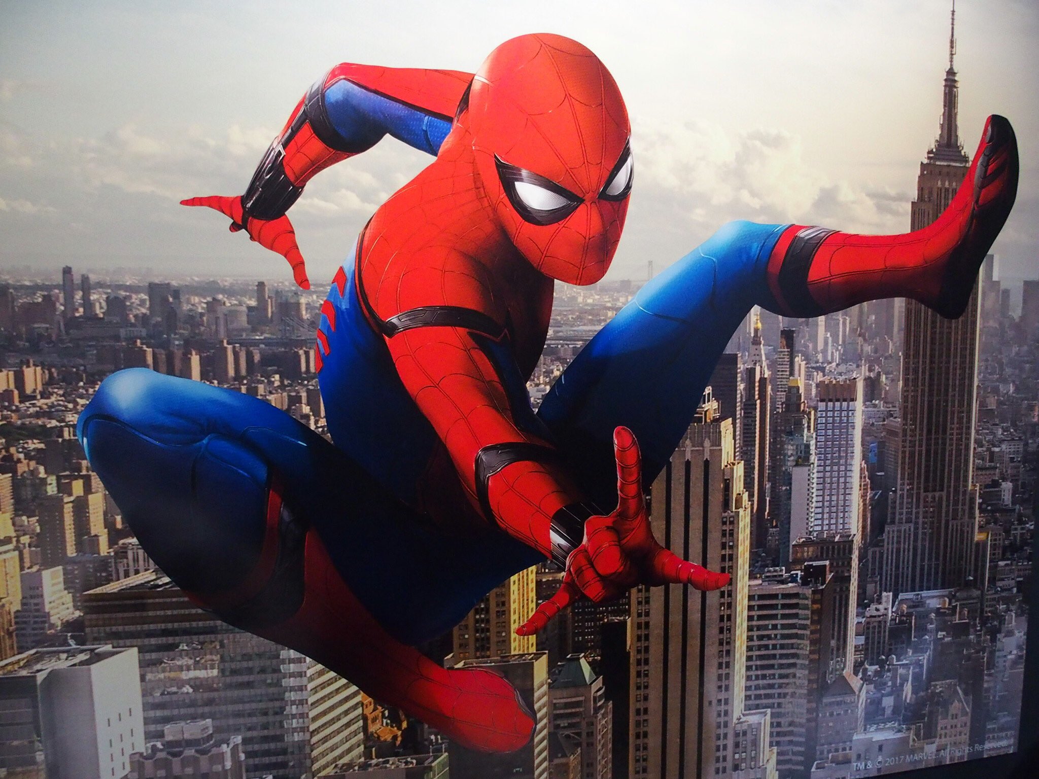 Tvgroove 海外セレブ エンタメ ファッションnews マーベル展 プレビューイベント 今年新たに公開される スパイダーマン ホームカミング の展示も しかも劇場公開前にもかかわらず 衣装まで見られちゃうんです ピーターの手書きのノート