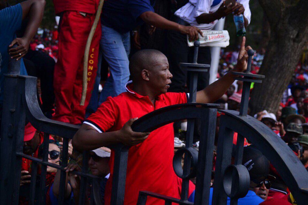 EFFSouthAfrica's tweet photo. CIC @Julius_S_Malema addressing masses gathered outside Union Building. Submit or Fight! #EFFThrowBack #DayOfAction https://t.co/aE7HkLezLL
