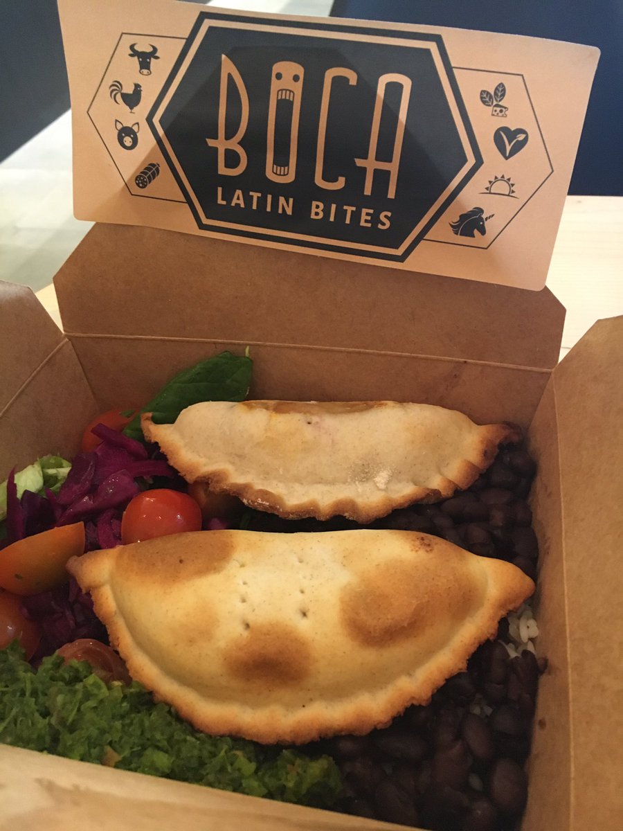 Enjoying an amazing lunch @bocaempanadas in Middlesex street #so yummy