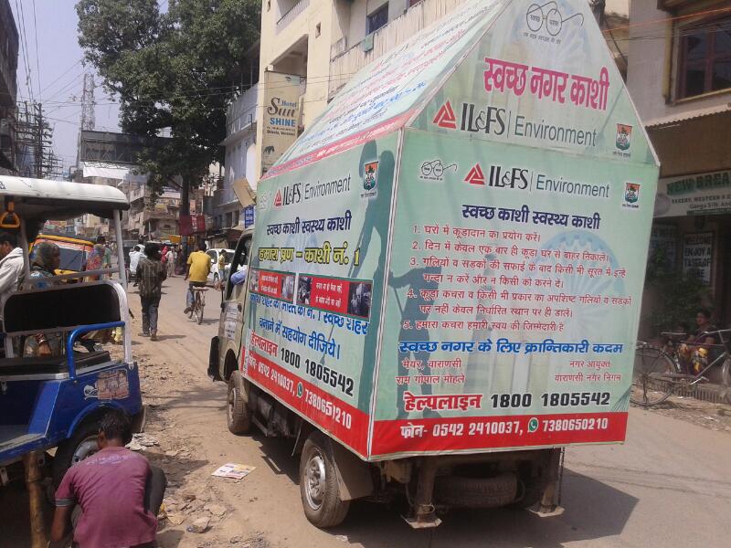 ILFS_Kashi's tweet photo. Swachhata awareness announcement through Swachhata Rath at Shivala, Bhadaini &amp; Bhagada wards, Varanasi https://t.co/bjxz9i9kHs