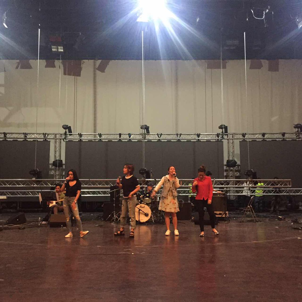 KapamilyaTFC's tweet photo. Eto na, nagre-rehearsal na ang #ASAPBiritQueensInAbuDhabi! We can't wait for tomorrow!! https://t.co/8AUvfIsvEo