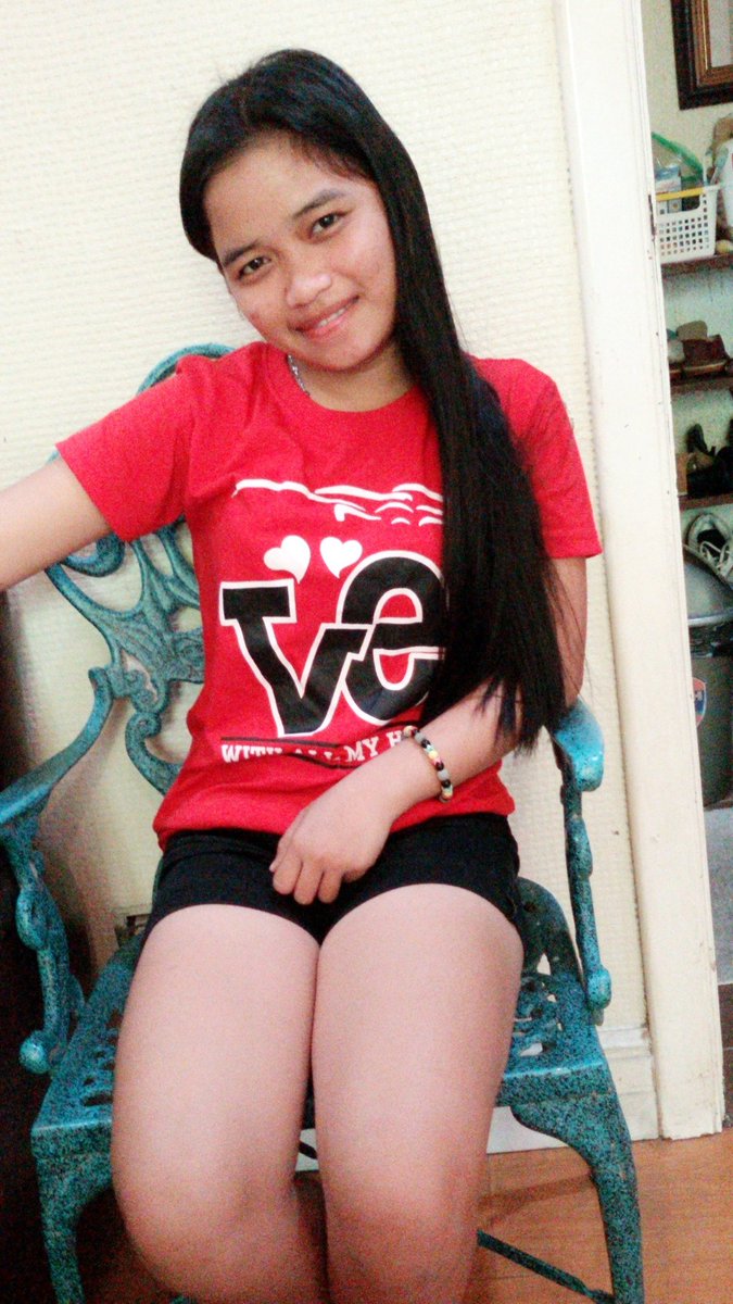 Billones_Evalyn's tweet photo. Red ♡ https://t.co/NdJKzY3z3R
