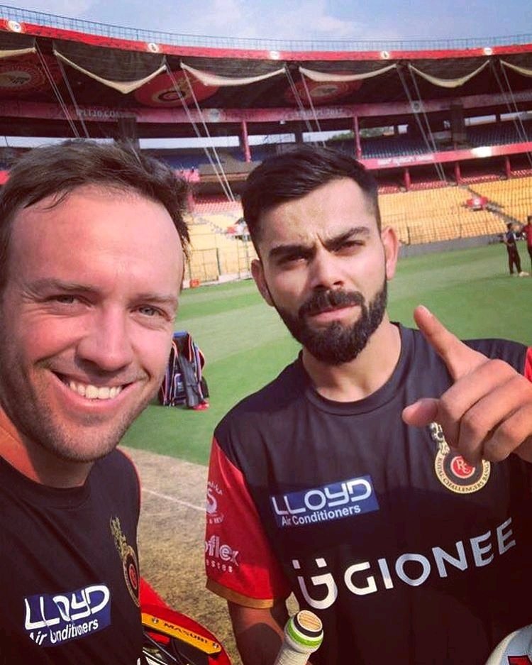 imVkohli's tweet photo. Great session today with the best in the world. Progress going well &amp; on course to come back soon &amp; entertain everyone. ✌️🔝 #WoundedWarrior https://t.co/h6IRCW7eWf