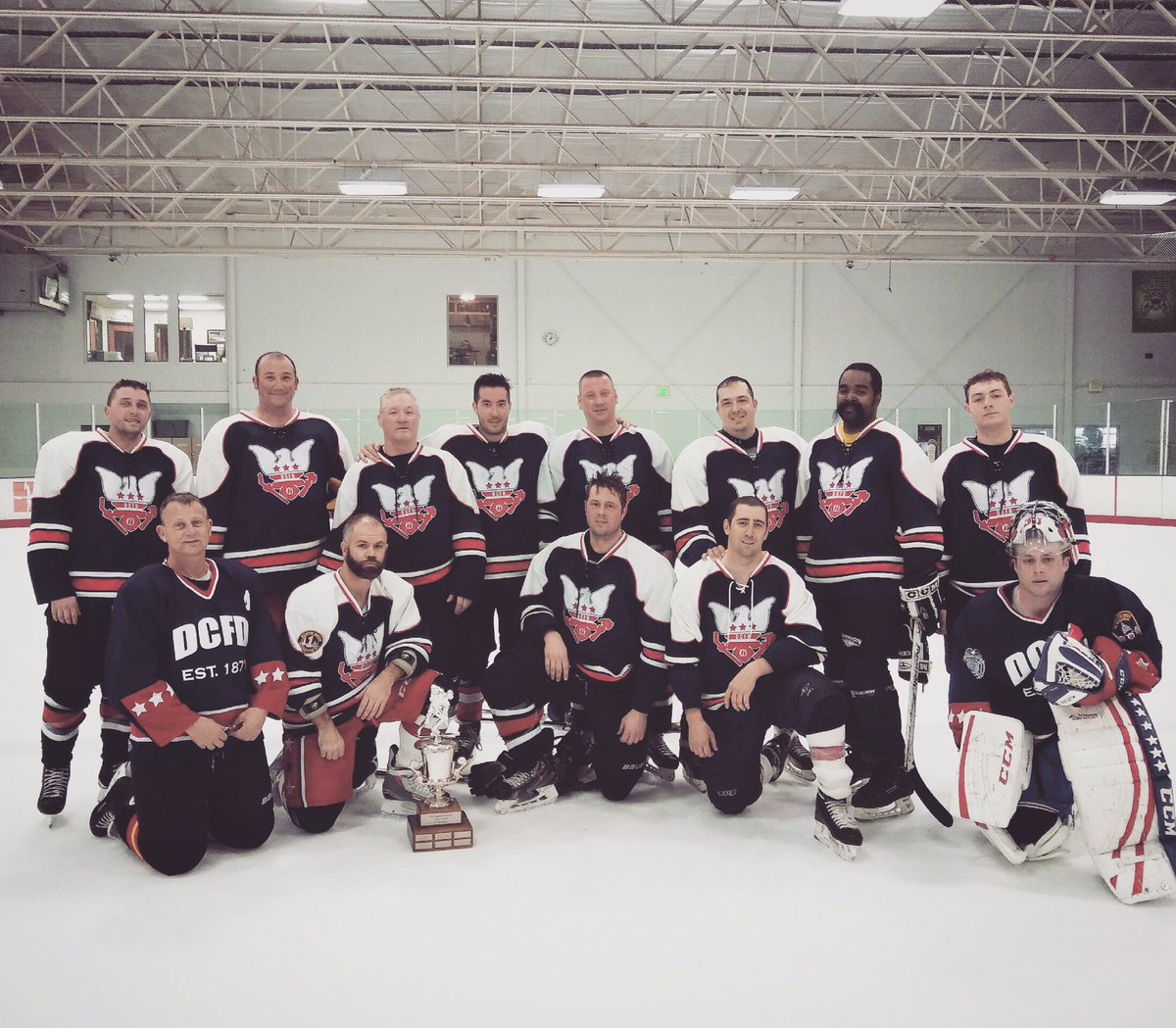 dcfirehockey's tweet image. 2017 Maryland Heroes Hockey League champions! #dcfd #dcfire #dcfirehockey #heroeshockey #dchockey #firefighters #firefighterhockey #champs