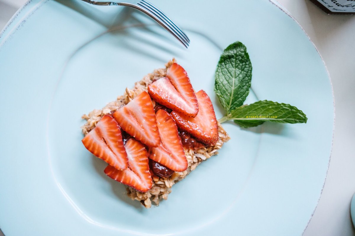 TheProsKitchen's tweet image. Satisfying all my senses on this spring morning.  #seasonalfood #healthybreakfast #easyrecipes