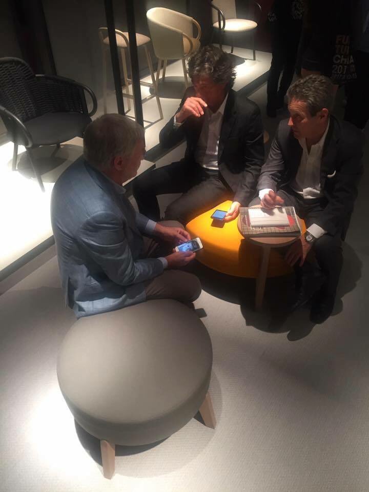 VeryWood tweet media