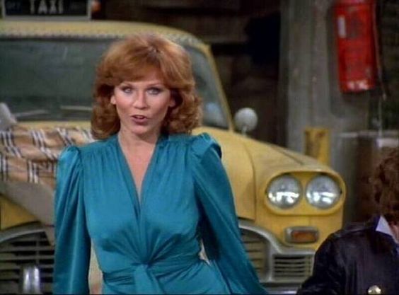 Happy bday to Marilu Henner today! Elaine from Taxi! ;) - 