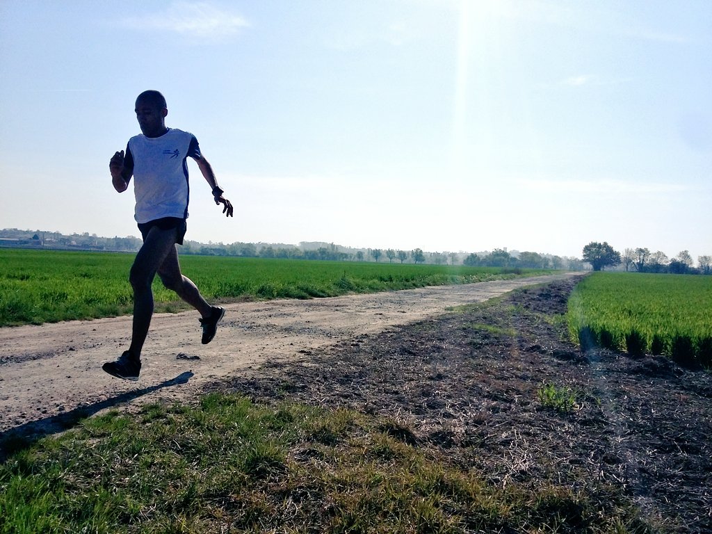 Adnane0911's tweet photo. #expressmarathontraining is over 
Demain direction #SalonduRunning2017 #marathondeparis #whyirun42,195 #whyirunodeon J-3 #HowFarcanIGo https://t.co/cTAM91ycaT